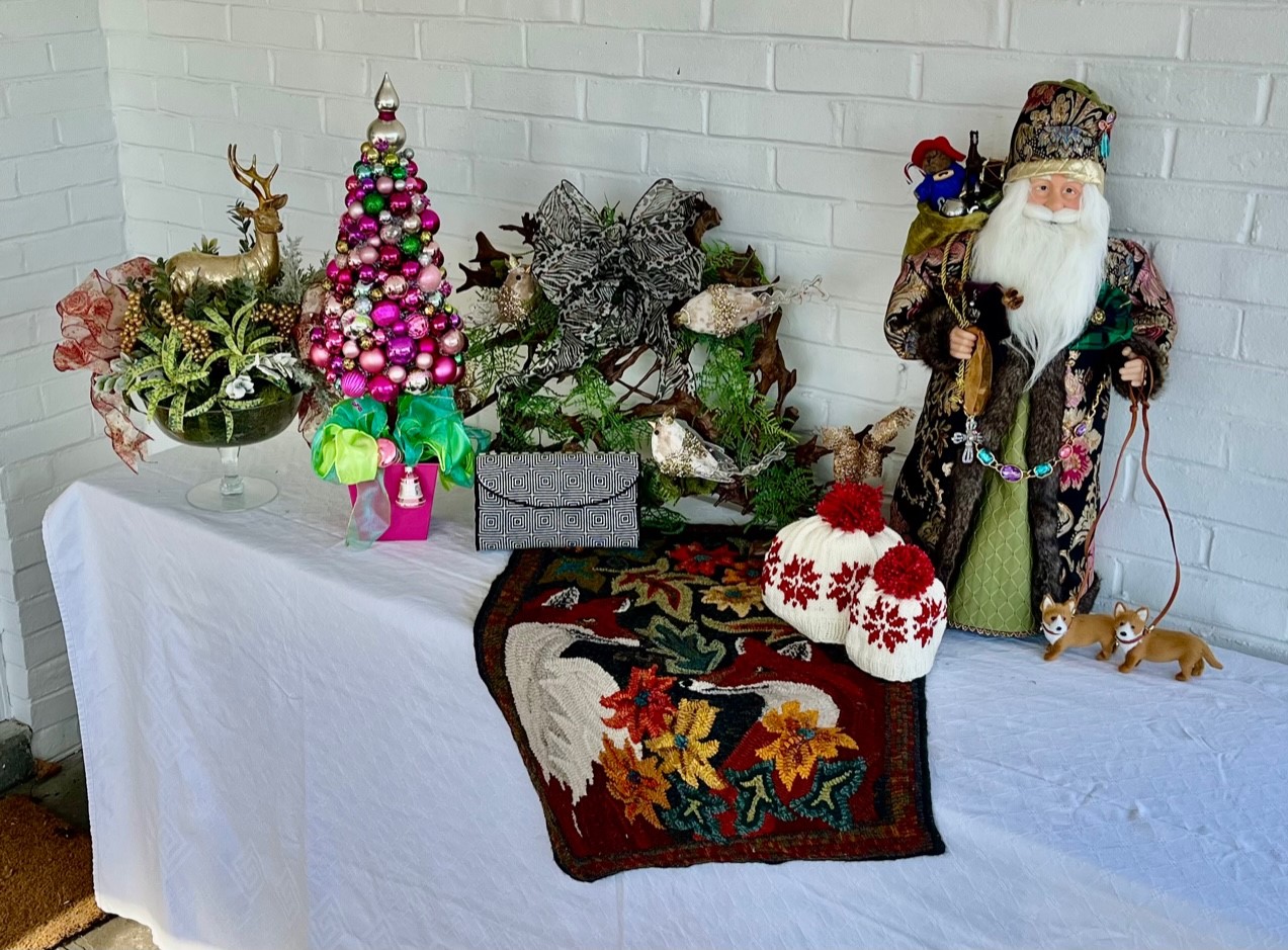 Fox Chapel Garden Club > Glitter & Glow 2022